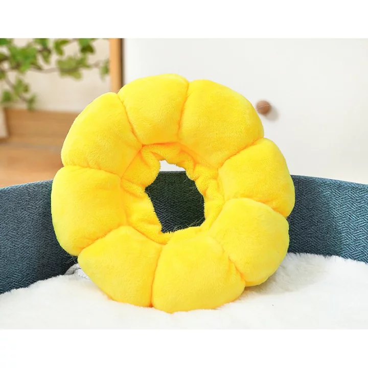 Plush Sun-Flower Recovery Collar - Image 3